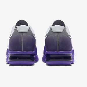 Womens Air Max Low Top Running Sneaker